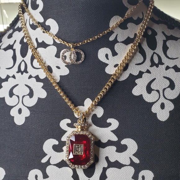 Fashion inspired purse necklace set - Picture 2 of 3
